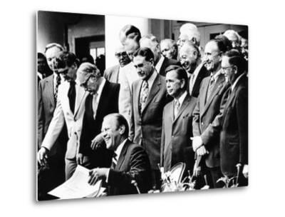 Day employee federal ford off president #10